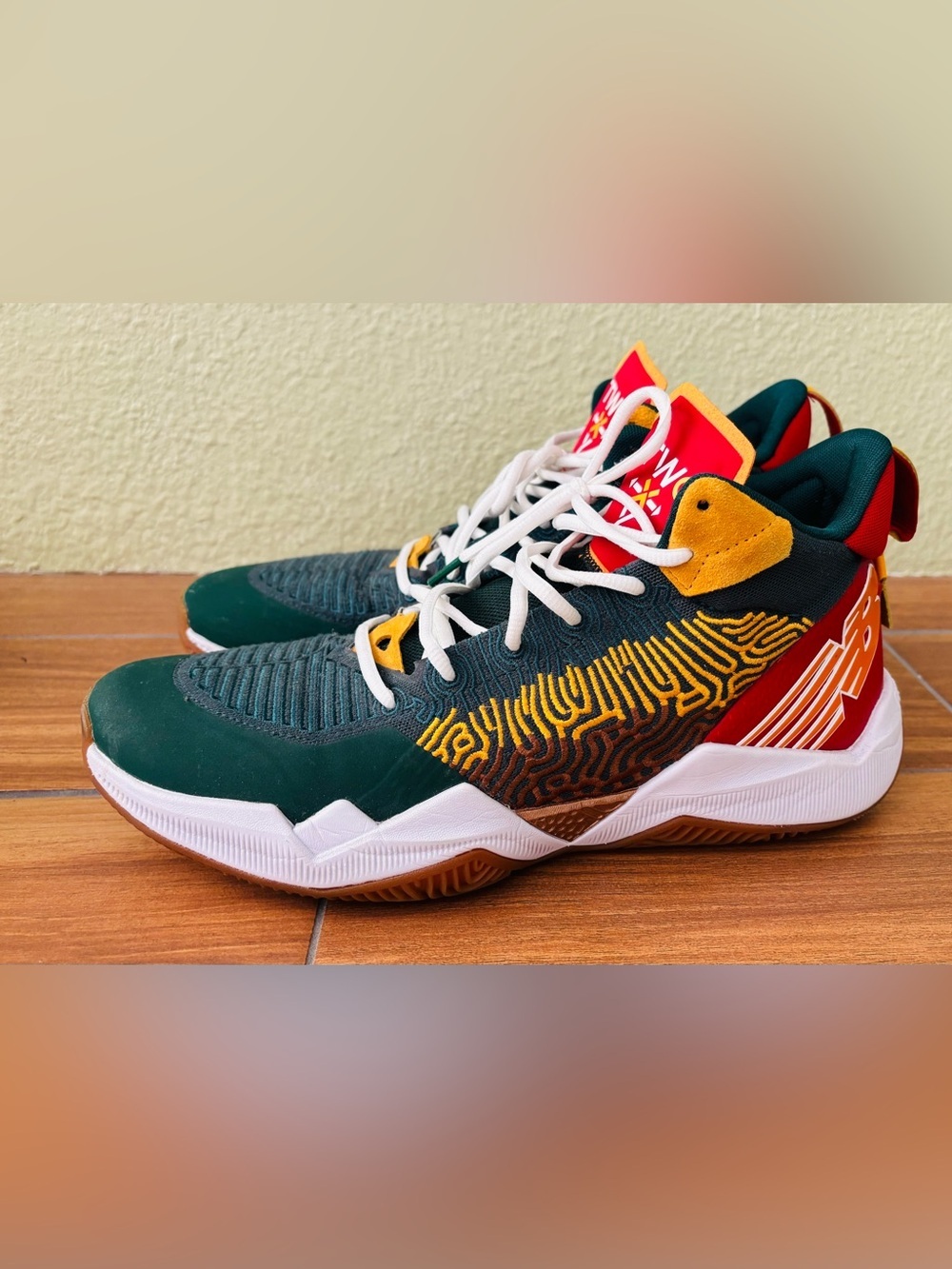 New Balance TWO WXY Dejounte Murray Basketball Shoes Size: 12